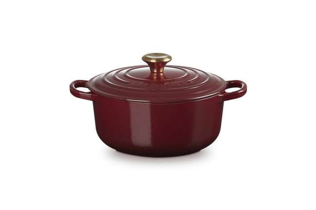 Le Creuset Cast Iron Signature Round Casserole 20cm RhoneGarnet image number 1